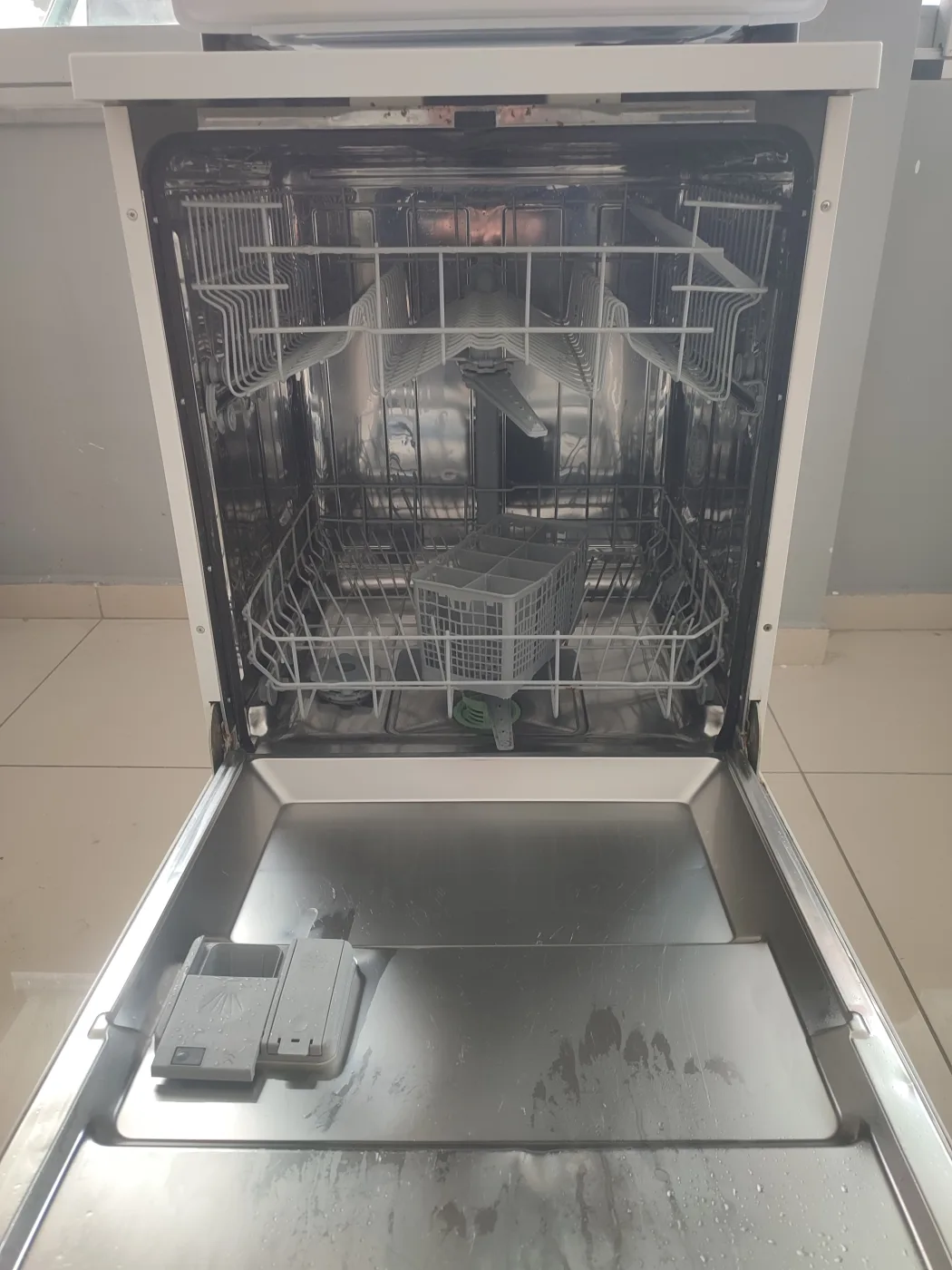 3 programlı  bulaşık Makinesi